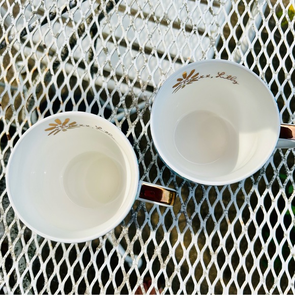 LILLY PULITZER NEW IN BOX Set Of 2 Ceramic 12oz Mugs Blue Purple Floral - Picture 5 of 8